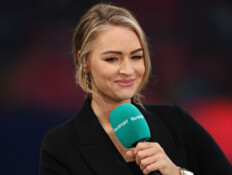 קרסה במפתיע: המגישה התמוטטה, השידור הישיר נקטע