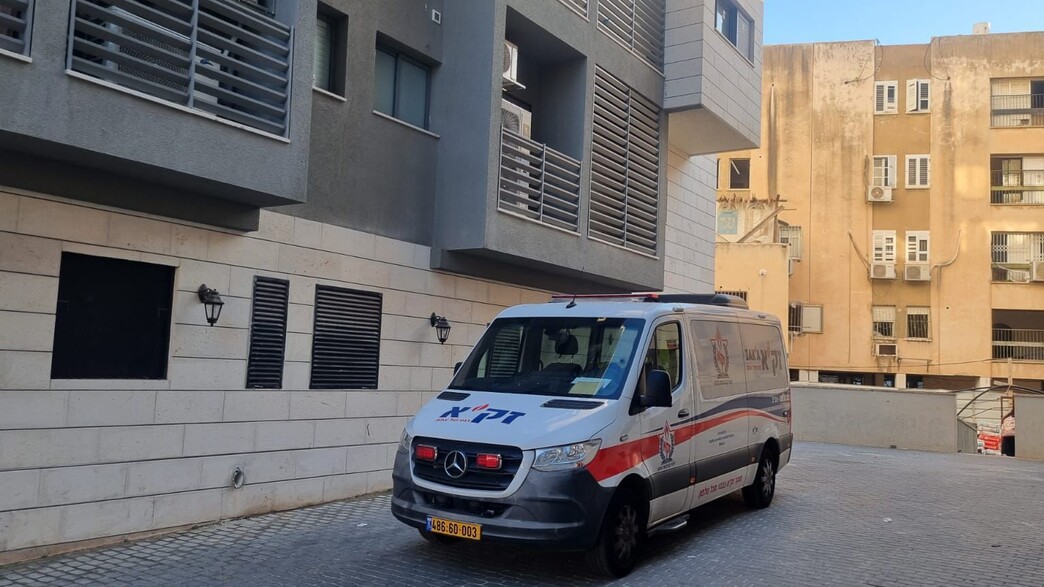 בן 12 אותר ללא רוח חיים בביתו בבני ברק