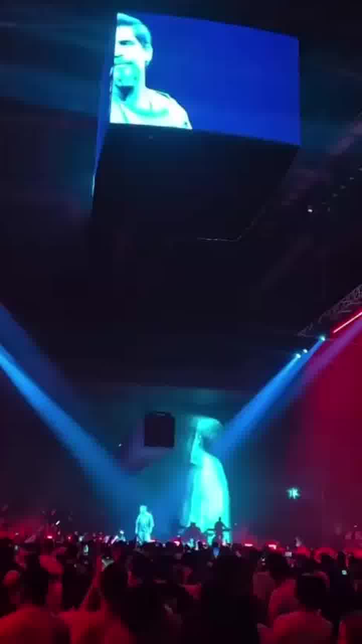 בפעם השלישית בתוך שבוע: פאר טסי מרעיד את מנורה