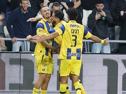 ניצחון חשוב. מכבי ת"א חוגגת (אלן שיבר)