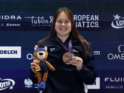 (סימונה קסטרווילארי, איגוד השחיה) (צילום: ספורט 5)