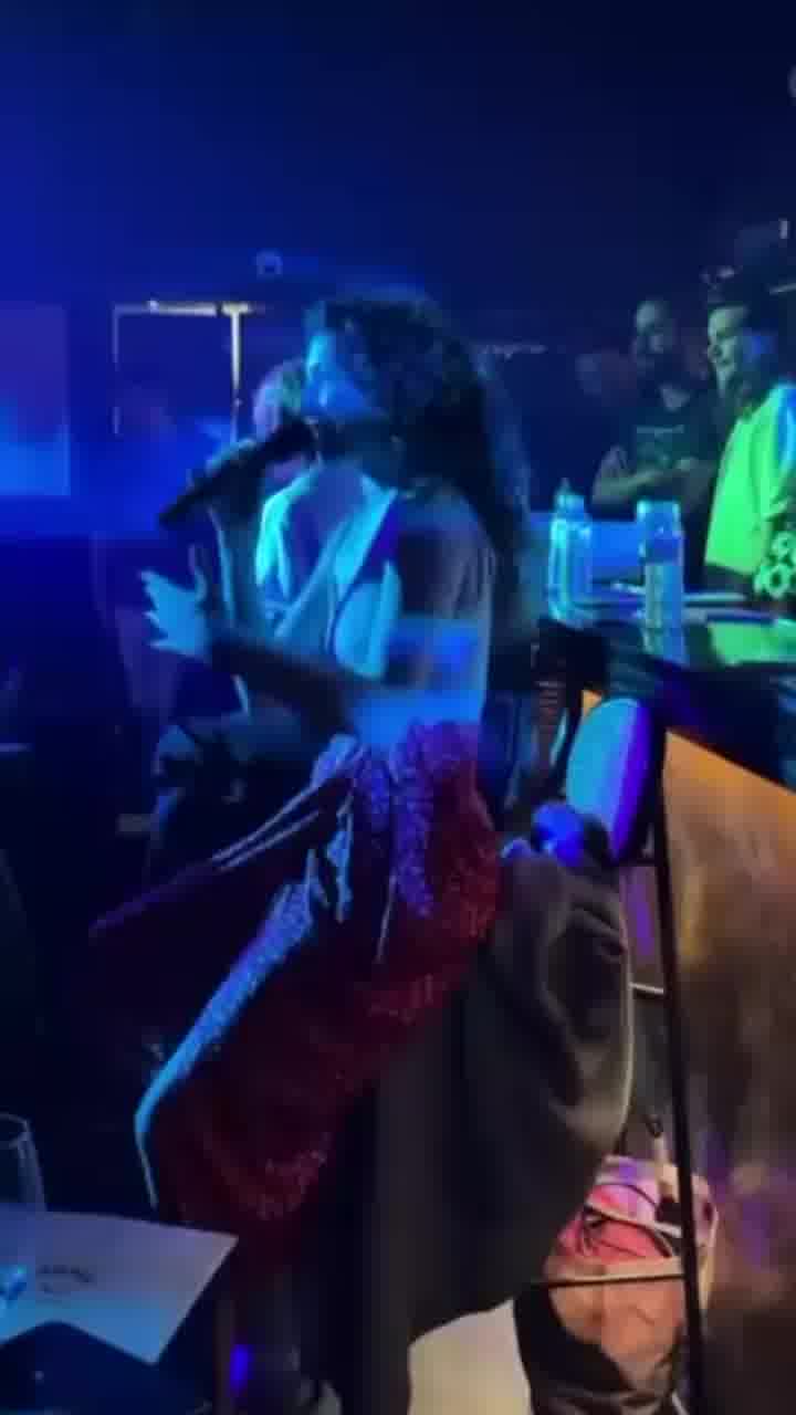 רוני דלומי עושה גלינדה