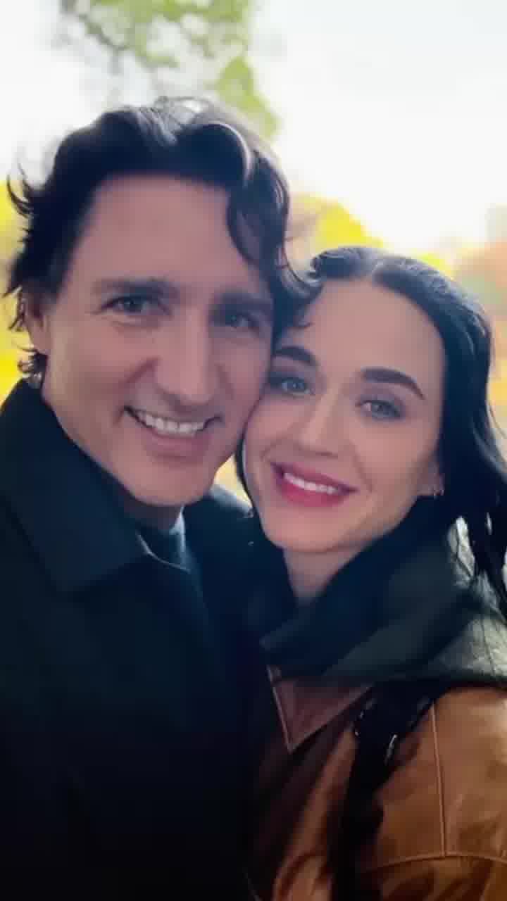 קייטי פרי וג'סטין טרודו, ראש ממשלת קנדה לשעבר, בתמונה זוגית ראשונה