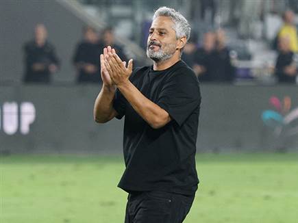 אחד האחראים למהפך שעבר על המועדון (אלן שיבר) (צילום: ספורט 5)