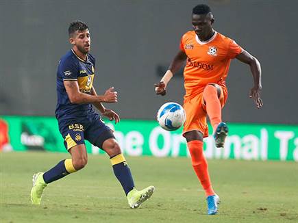 מנס ציונה לקפטן של אלופת גאורגיה הבאה? אטו. (אלן שיבר) (צילום: ספורט 5)