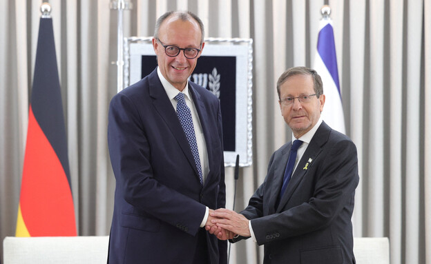 הנשיא הרצוג, קנצלר גרמניה פרידריך מרץ הנשיא הרצוג, קנצלר גרמניה פרידריך מרץ