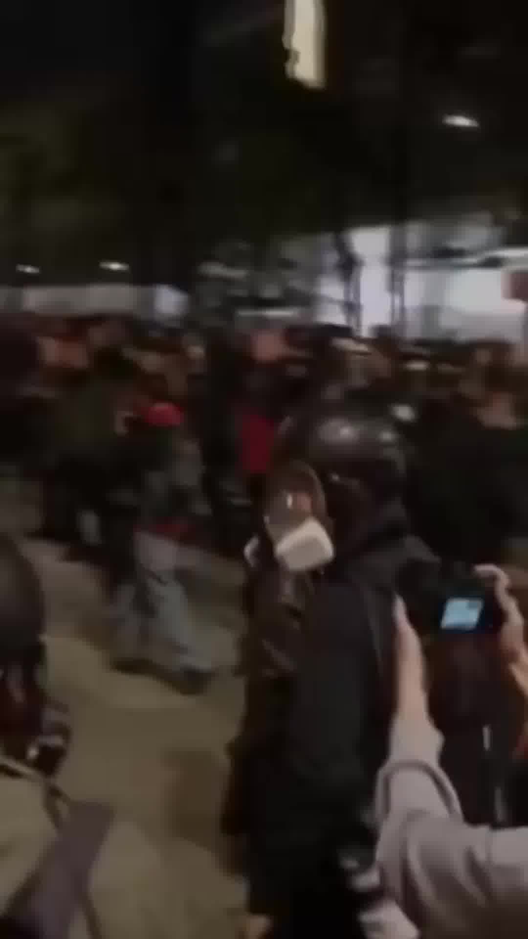 תיעוד נוסף מהעימותים באתונה הלילה