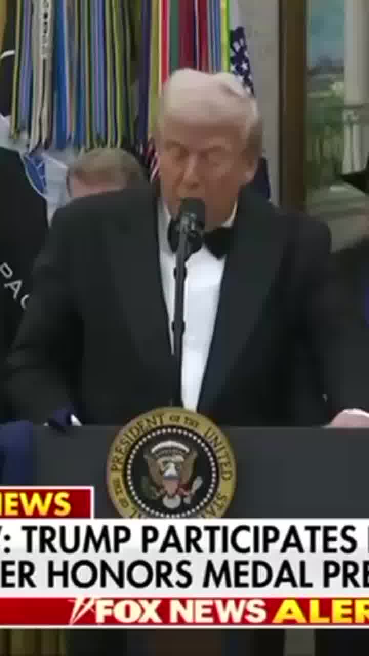 "להקת הרוק הנהדרת": טראמפ מעניק לחברי להקת קיס את פרס מרכז קנדי