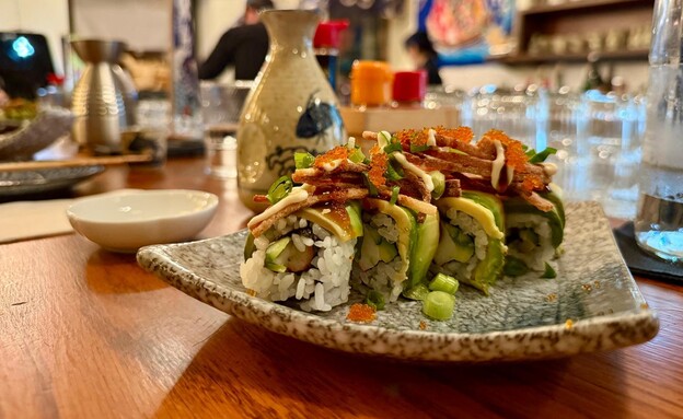 יש גם סושי. קימורה-יה יש גם סושי. קימורה-יה