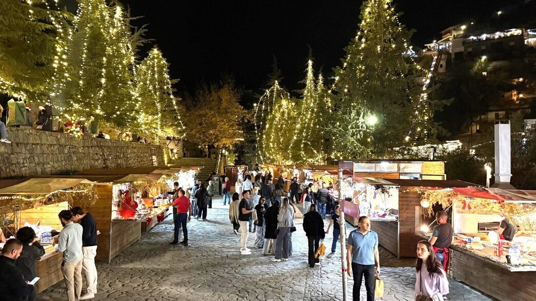 These Christmas villages attract Israelis – without the frost