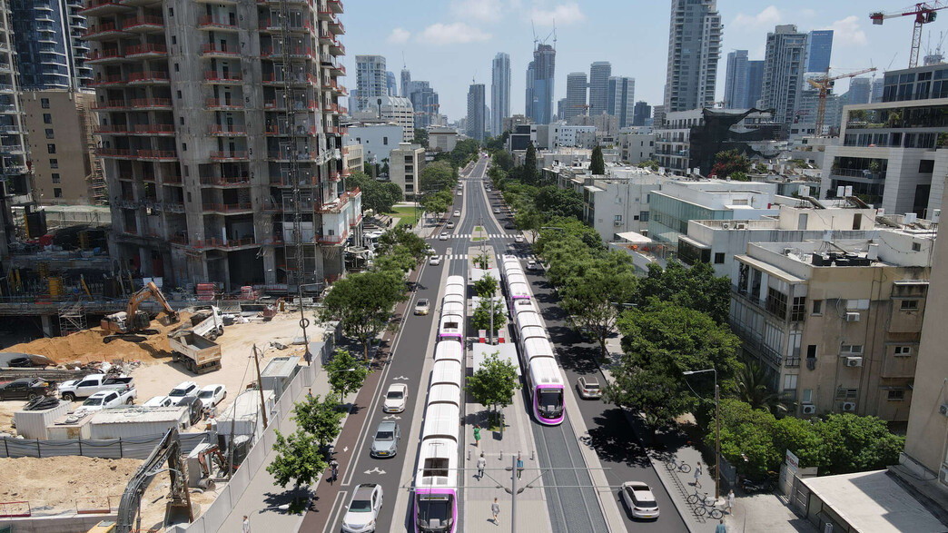 הקו הסגול של הרכבת הקלה באבן גבירול הקו הסגול של הרכבת הקלה באבן גבירול