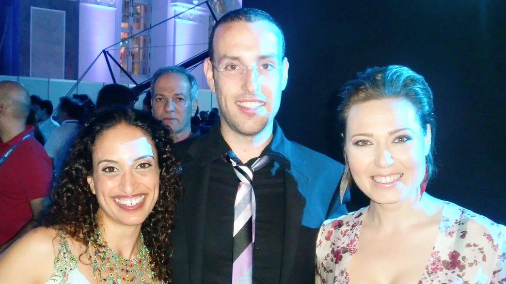 אלון אמיר, אחינועם ניני, מירה עווד