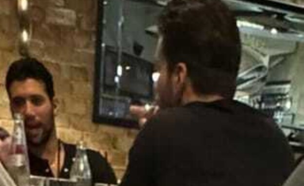 יהודה בוחבוט עם חברים