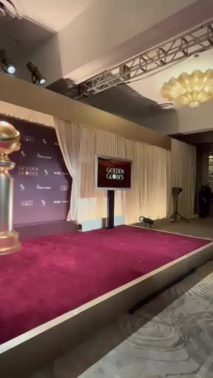 בבוורלי הילטון בלוס אנג'לס מתכוננים להכרזה על המועמדים לגלובוס הזהב