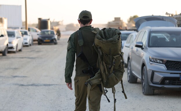 חייל מילואים (צילום: פלאש 90) חייל מילואים (צילום: פלאש 90)