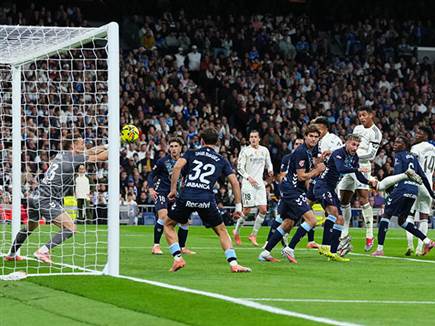 ראדו הציג יום נהדר בין הקורות של סלטה (Angel Martinez/Getty Images)