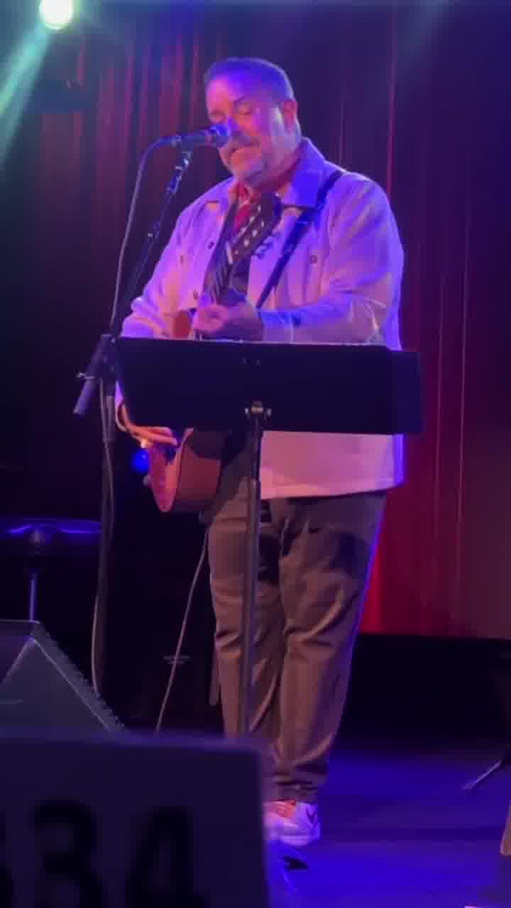 ראול מאלו, זמר הקאנטרי שנודע בקולו היפהפה, הלך לעולמו לאחר מאבק בסרטן בגיל 60