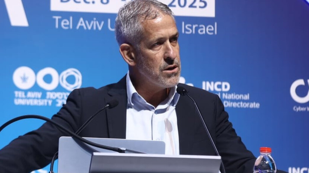 בר ניסה לשכנע, המקורב לרה"מ תקף: "אתה שחקן פוליטי"