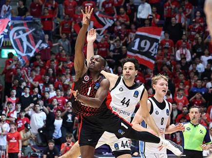 המבורג לא הקשתה (אלן שיבר)