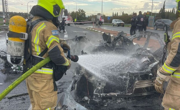 כיבוי הרכב בצומת נהלל
