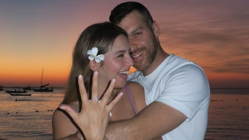 או שפריץ מאורסת או שפריץ מאורסת