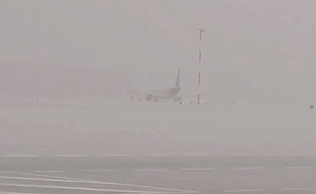 נמל התעופה רמון בתוך הסערה נמל התעופה רמון בתוך הסערה