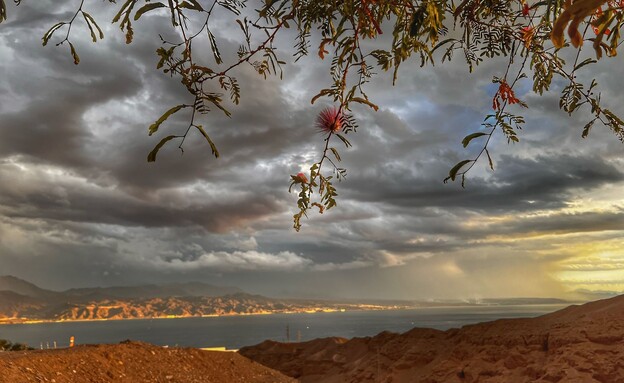 ממצפור שחמון על המפרץ ועקבה ממצפור שחמון על המפרץ ועקבה