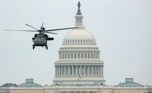 מסוקים בשמי העיר מסוקים בשמי העיר