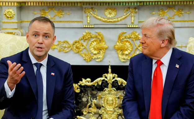 נשיא פולין קרול נברוצקי עם טראמפ בבית הלבן נשיא פולין קרול נברוצקי עם טראמפ בבית הלבן