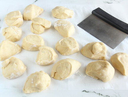 בצק סופגניות - שיטת הגלגול