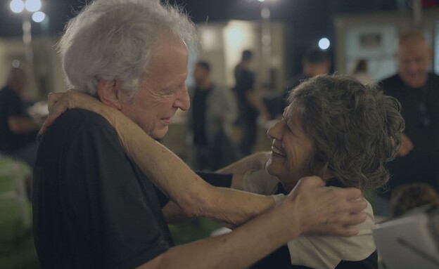 קורין ושלום חנוך קורין ושלום חנוך