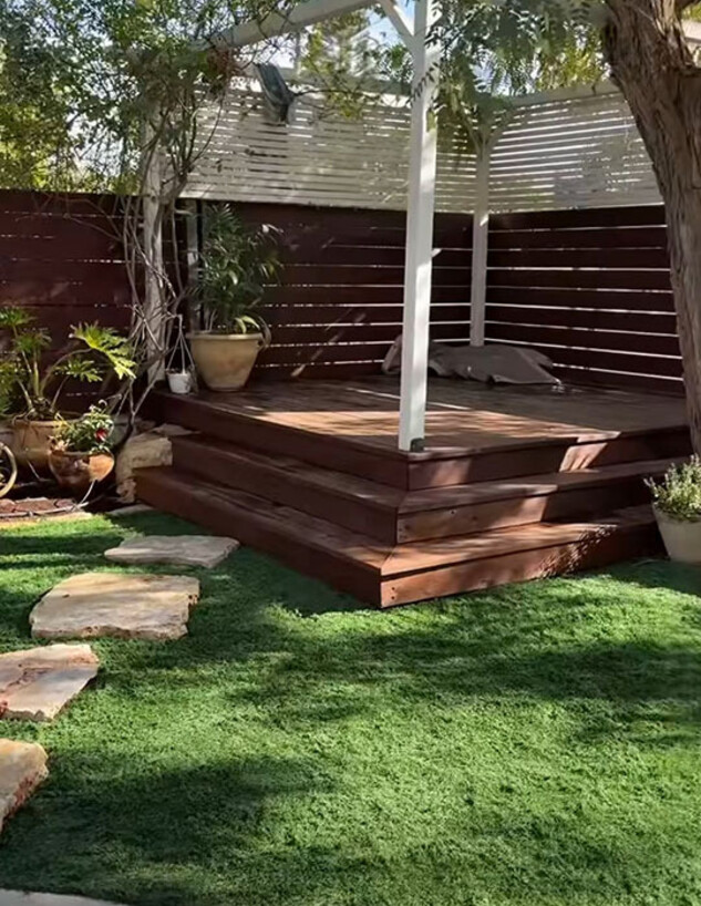 ספיר בורגיל במה בגינה ג ספיר בורגיל במה בגינה ג