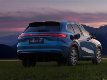 חולק פלטפורמה עם ה-EX5, מזכיר אותו בעיצוב, רק ארוך ממנו (צילום: ספורט 5)