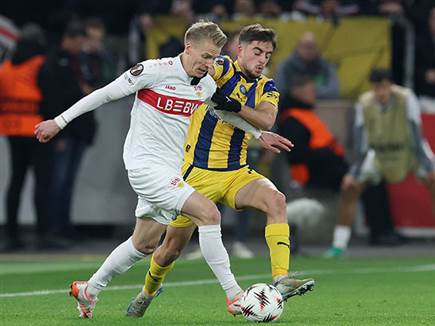 וניסתה להילחם (Photo by Alexander Hassenstein/Getty Images)