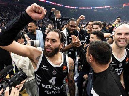 Srdjan Stevanovic/Euroleague Basketball via Getty Images