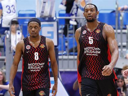 נעצרו (אלן שיבר)