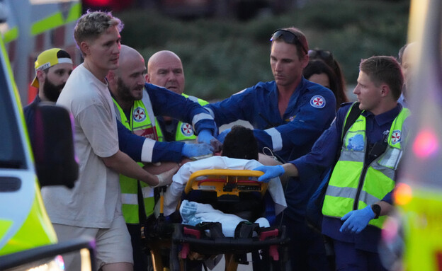 אירוע ירי נרחב בבונדי ביץ' בסידני אוסטרליה אירוע ירי נרחב בבונדי ביץ' בסידני אוסטרליה