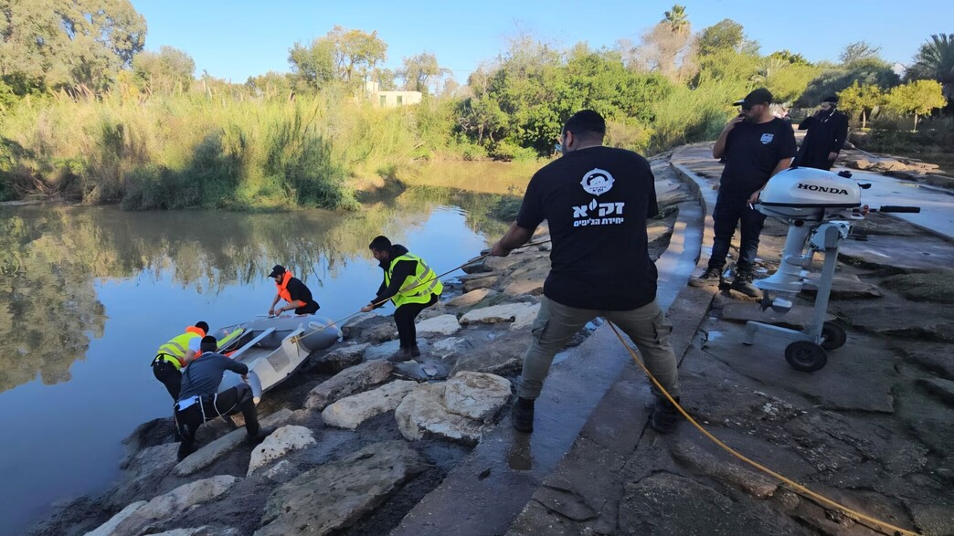 זירת מציאת הגופה בנחל הירקון זירת מציאת הגופה בנחל הירקון