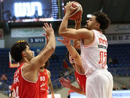 מלקולם תחת שמירה (דני מרון)