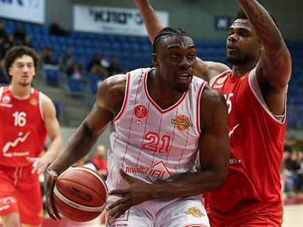 אודיאסי שלט בצבע (דני מרון)