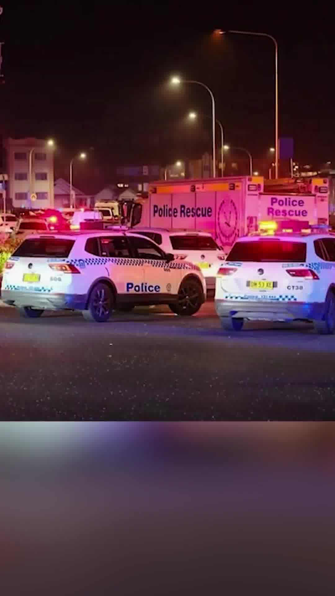 משטרת אוסטרליה מטפלת בשורת ממצאים החשודים כמטעני חבלה מאולתרים