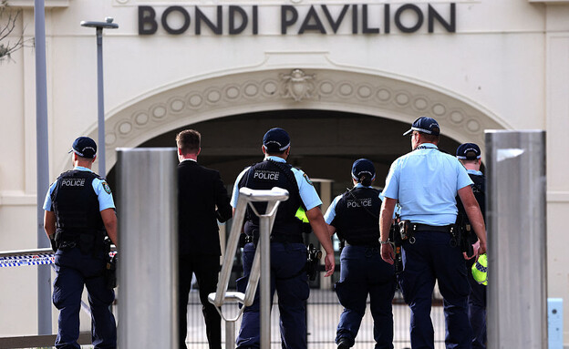 הכוחות המקומיים בזירה לאחר הירי הכוחות המקומיים בזירה לאחר הירי