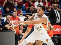 (עודד קרני) (צילום: ספורט 5)