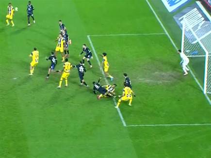 הנבדל של יחזקאל והעבירה על רביבו במקביל