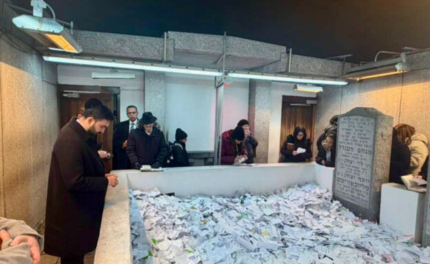 זוהרן ממדאני בקברו של הרבי מלובביץ'