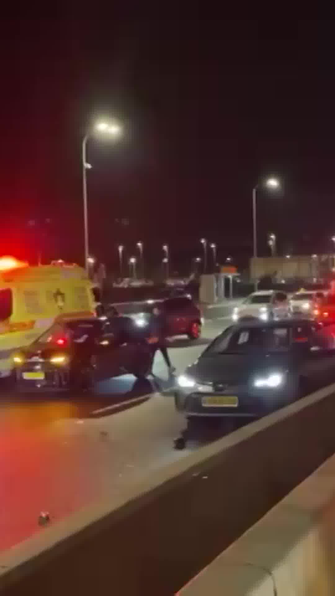 צעיר בן 21 נהרג בתאונת דרכים בכביש 2 סמוך למחלף וינגייט