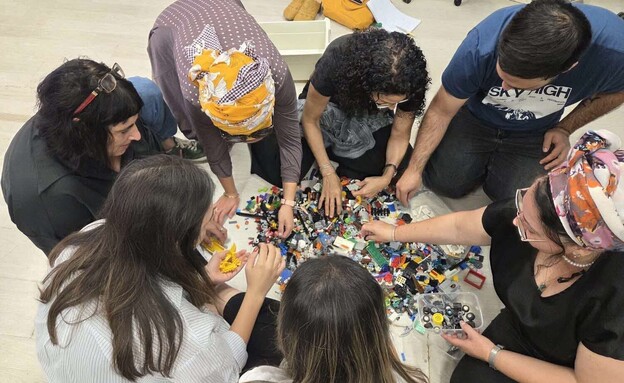 לגו הורים  (צילום: קרין ניסן)