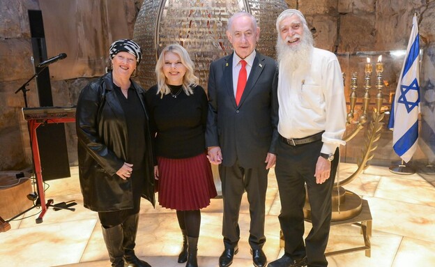 בני הזוג נתניהו בתמונות שהפיצה לשכת רה״מ בני הזוג נתניהו בתמונות שהפיצה לשכת רה״מ