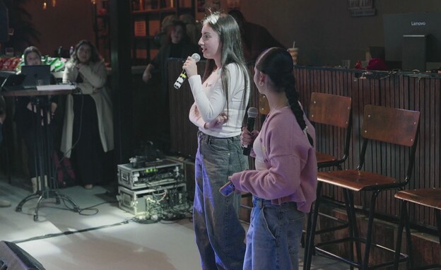 דניאלה גלבוע וקרינה ארייב