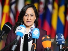 חברת הפרלמנט: נאסרה כניסתי לישראל, נדחפתי בכוח בגבול